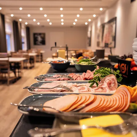 Hotel Frederik Vi's 4*