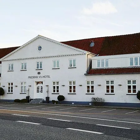Frederik Vi's 4*
