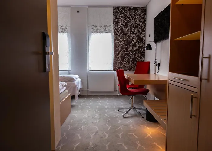 מלון Frederik Vi's 4*