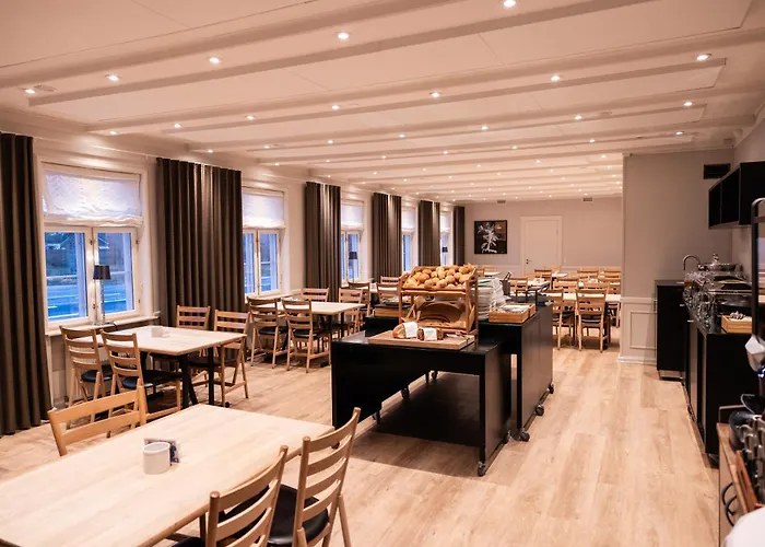 מלון Frederik Vi's 4*