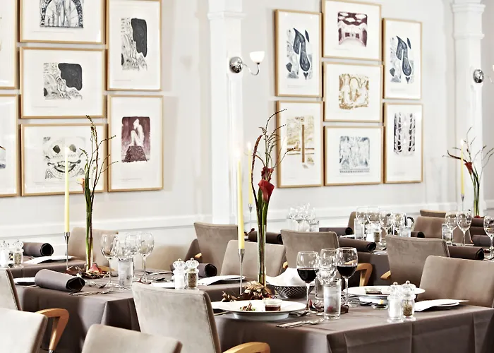 Frederik Vi's 4* אודנזה